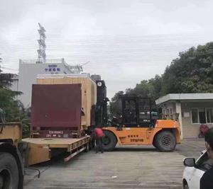 叉車(chē)作業(yè)